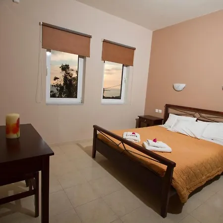 Nikos Apartment *